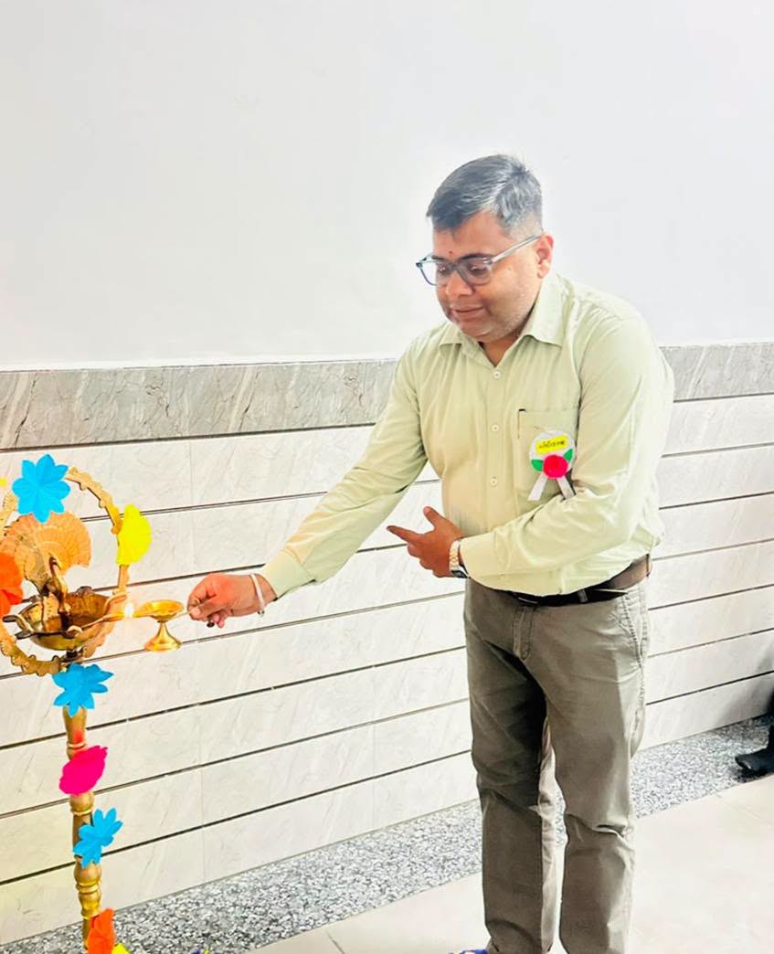 Faculty Development Workshop on AI and Its Tools
